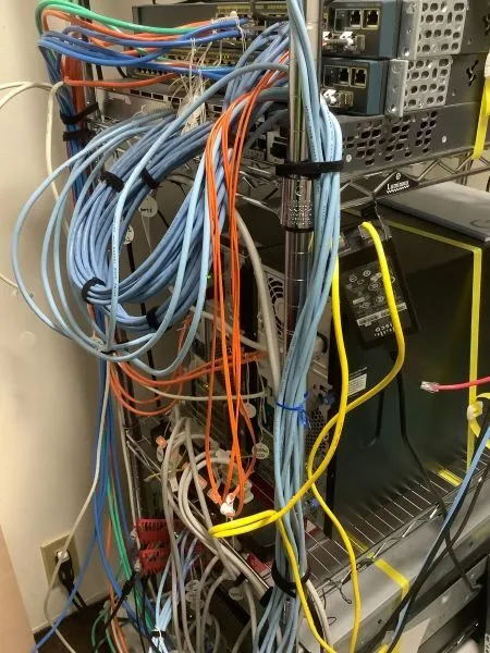 サーバの写真